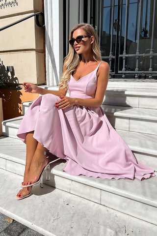 Midi Φόρεμα Ελαφρώς Φαρδύ Με Τιράντες Σε ροζ