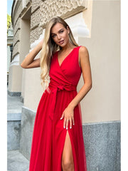 Long Dress Made Of Airy Fabric In Red