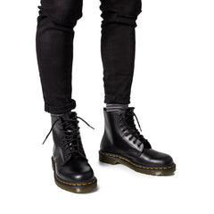 Dr. Martens Men Boots classic black