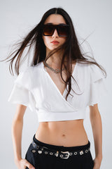 Λευκό Crop Top με Κοντά Μανίκια, V-Λαιμόκοψη & Κορδόνι